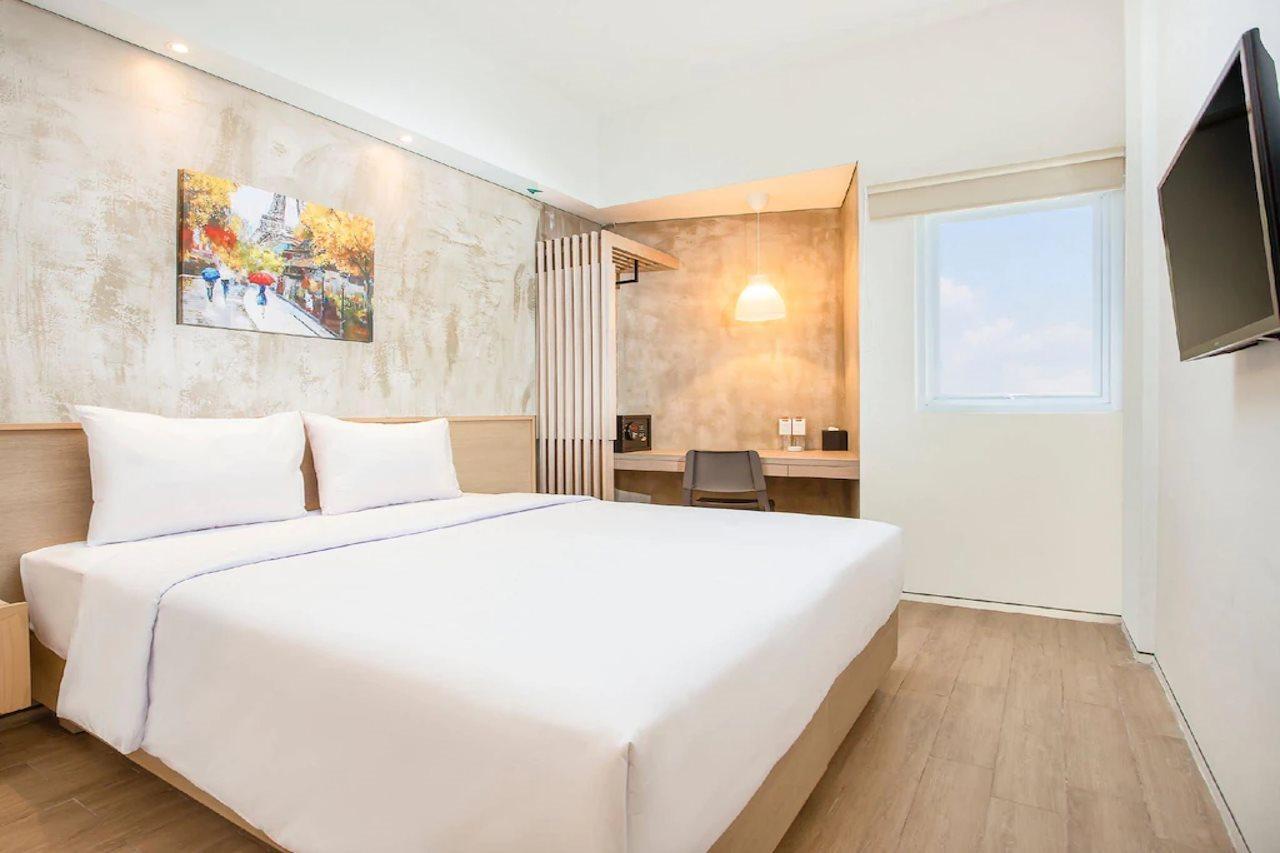 Hotel Swiss-Belexpress Cilegon Zewnętrze zdjęcie