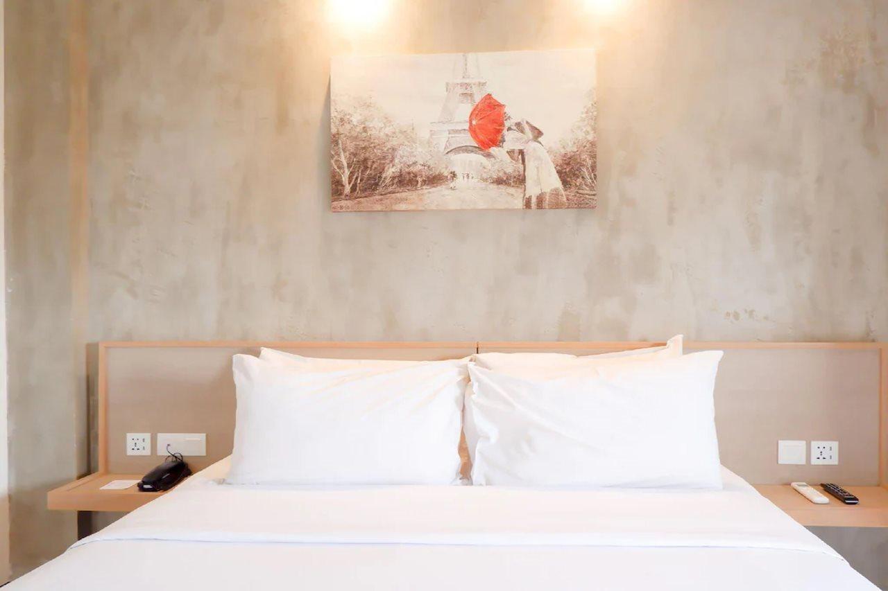 Hotel Swiss-Belexpress Cilegon Zewnętrze zdjęcie