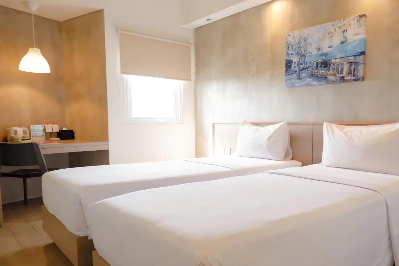 Hotel Swiss-Belexpress Cilegon Zewnętrze zdjęcie