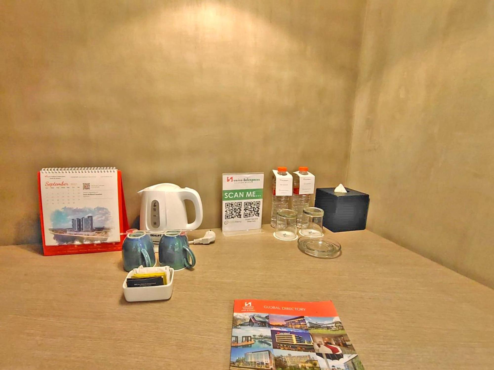 Hotel Swiss-Belexpress Cilegon Zewnętrze zdjęcie